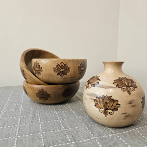 گلدان چوب گردو مدل ترنج