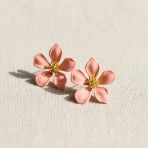 گوشواره فانتزی مدل گل پنج پر